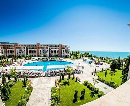 Prestige Fort Beach - Premium Apartments Sveti Vlas Luaran gambar
