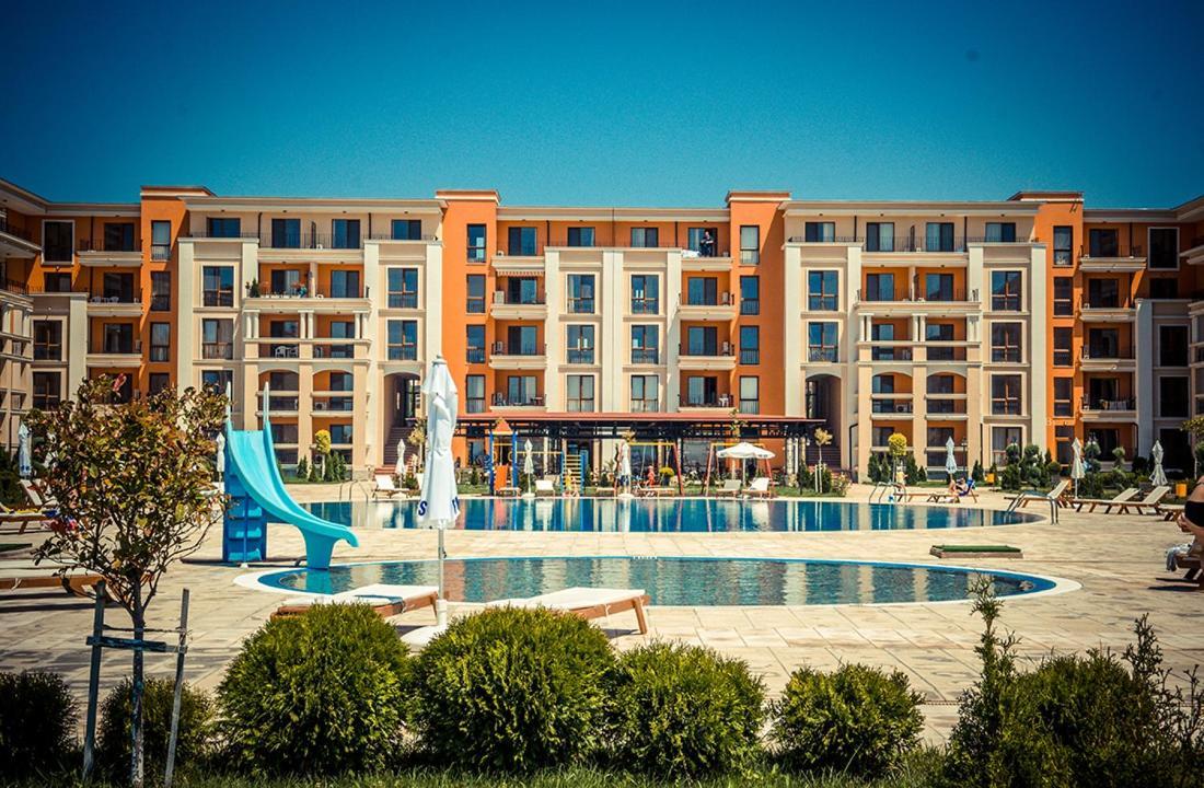 Prestige Fort Beach - Premium Apartments Sveti Vlas Luaran gambar