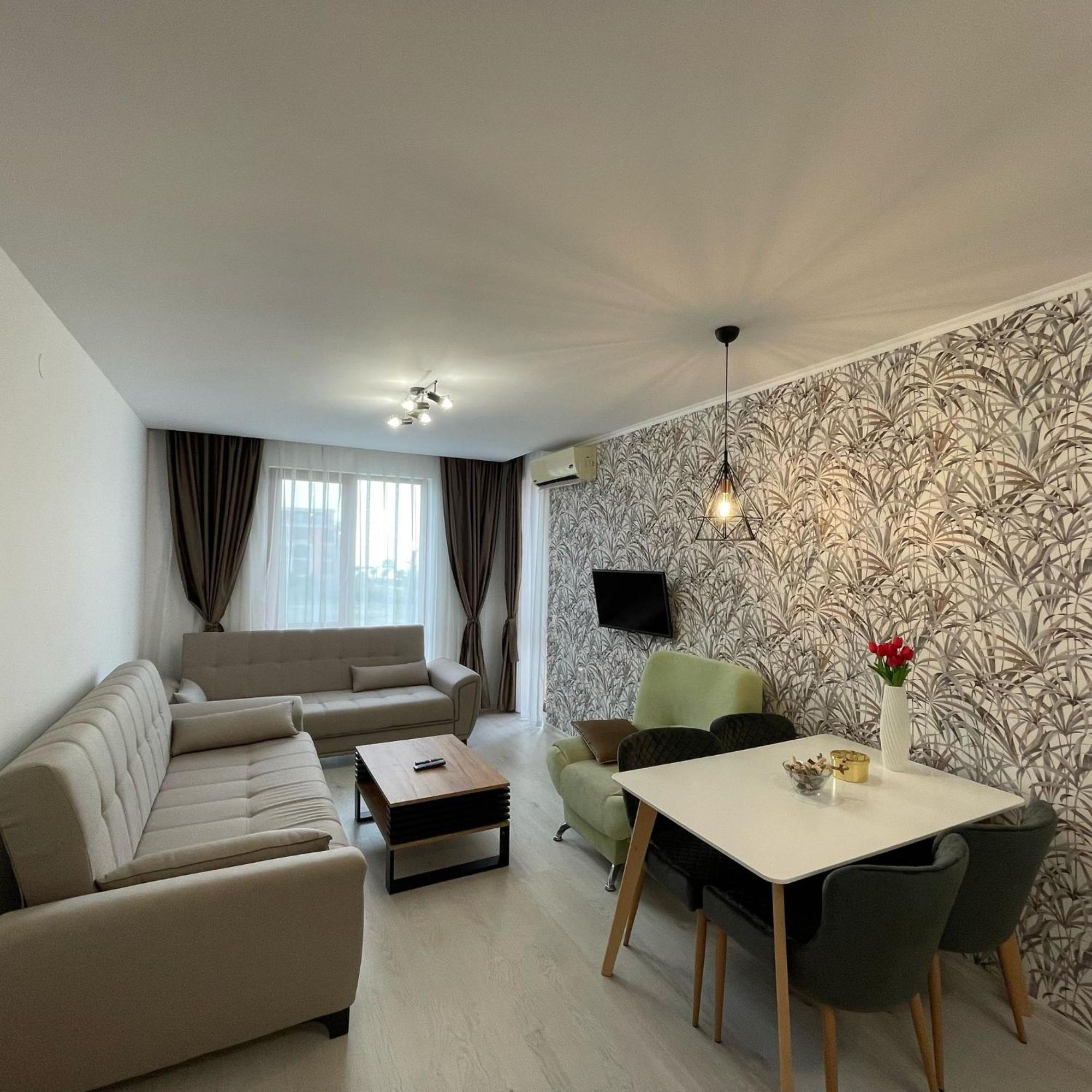 Prestige Fort Beach - Premium Apartments Sveti Vlas Luaran gambar